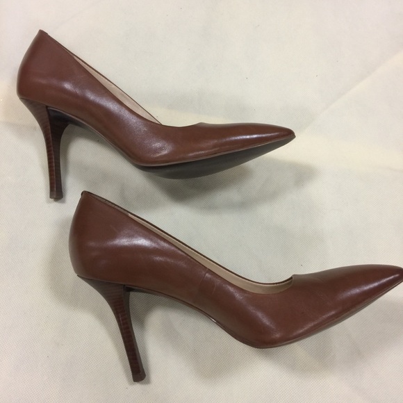Classic cognac pointy toe heel by Cole Haan - Picture 3 of 6